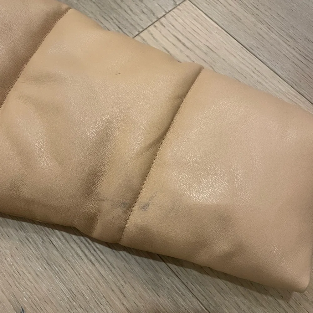 Abercrombie and Fitch Vegan Leather Puffer Jacket - Picture 5 of 5